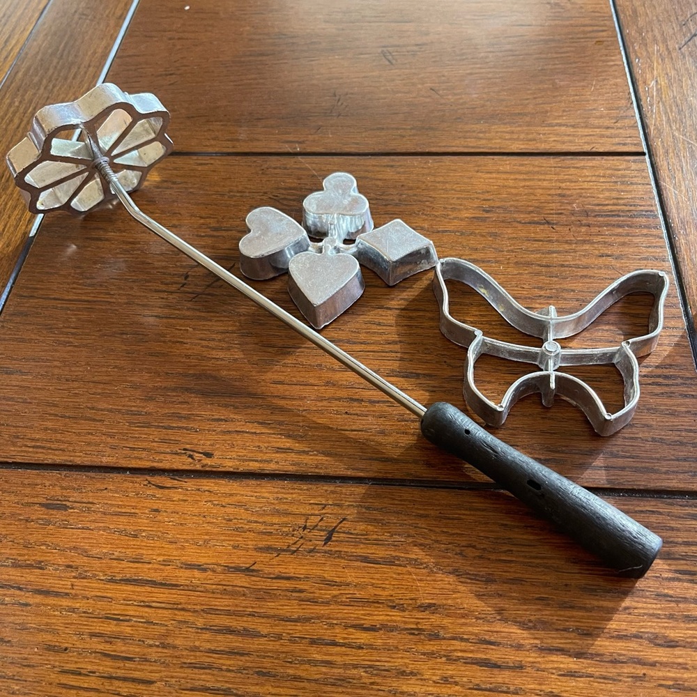Aluminum Cookie Cutter Set with Handle Vintage
